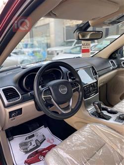 جیپ گراند شیرۆکی